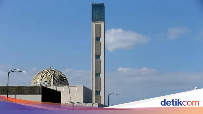 Algeria Inaugurates Third Largest Mosque in the World Ahead of Ramadan