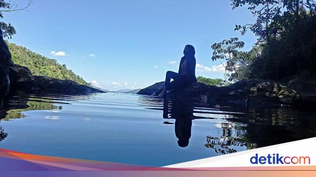 Pesona Air Terjun Cunca Ri'i Labuan Bajo dan Sensasi Kolam di Atas Awan