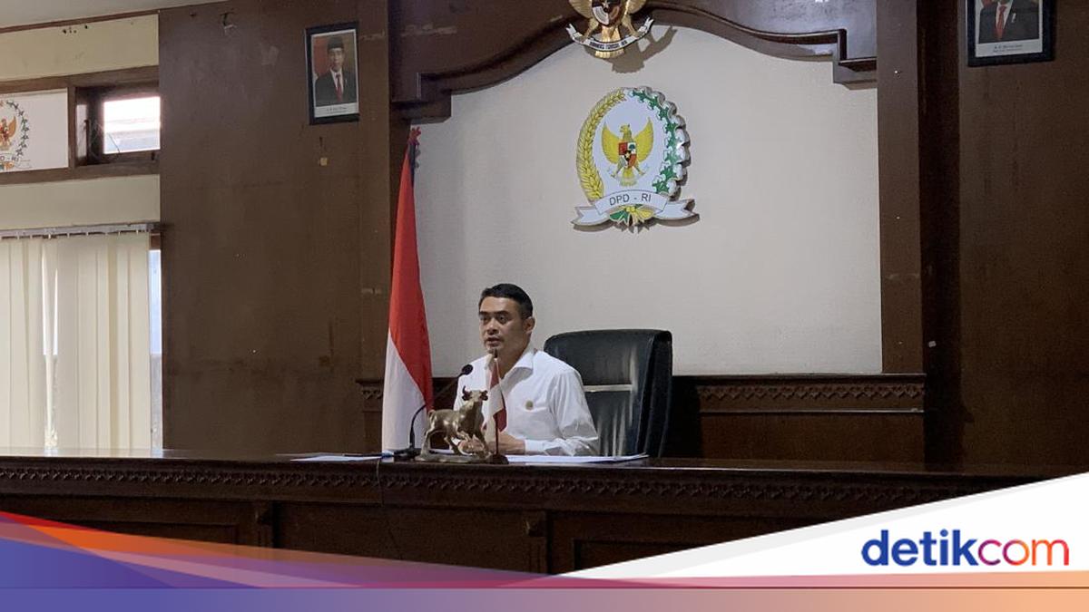 Rincian Gaji-Tunjangan AWK yang Disetop Setelah Dipecat dari DPD RI