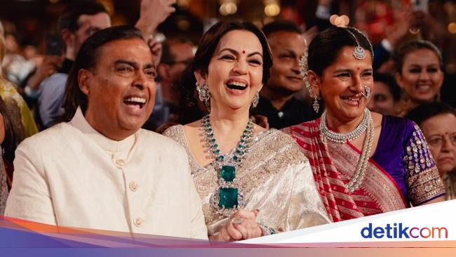 Profile of Mukesh Ambani who spent IDR 9.7 trillion to marry his kids