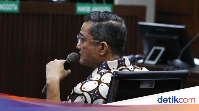 KPK Periksa Eks Mensos Juliari Batubara Terkait Korupsi Bansos Presiden 2020