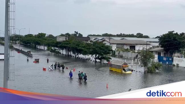 144 329 personnes dans 30 sous-districts touchés par les inondations à Semarang