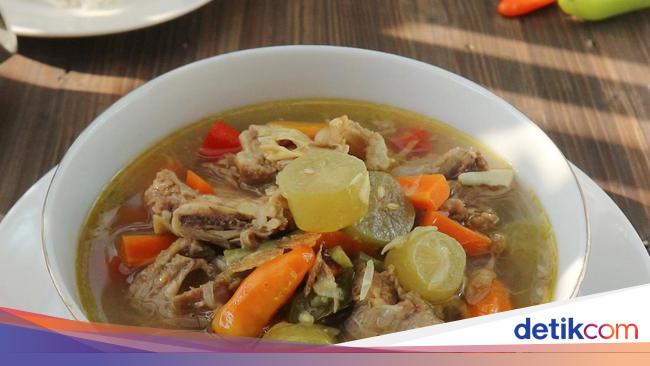 3 Resep Iga Sapi Berkuah Rempah Segar yang Sedap Mantap Bumbunya