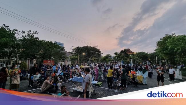 Kepanikan Pasien Rs Unair Saat Gempa Turun Dari Lantai 6 Sambil Bawa Infus