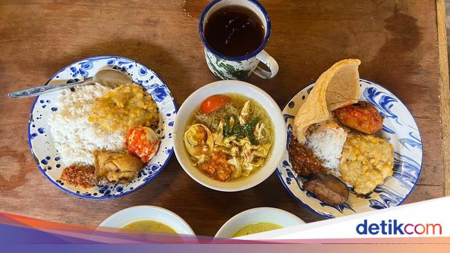 5 Tempat Makan Nuansa Kampung di Bekasi, Menunya Pecak hingga Ramesan Sedap