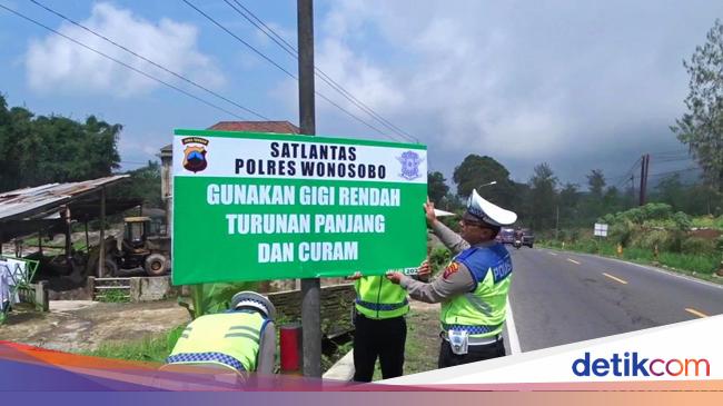 Waspada! Ada Jalan Menurun Sepanjang 10 Km di Jalur Kertek Wonosobo