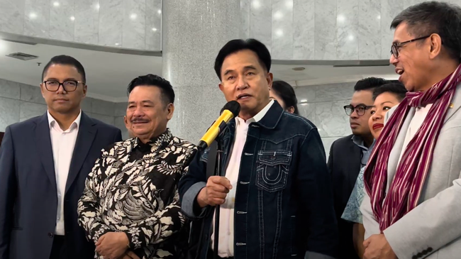 Menko Yusril Minta Semua Pihak Hormati Putusan MK soal Sengketa Pilkada