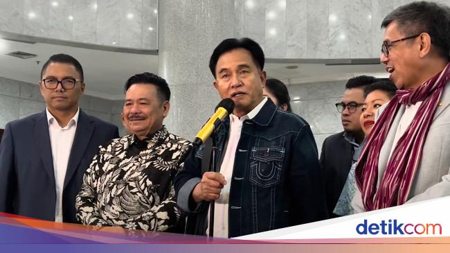 Menko Yusril Minta Semua Pihak Hormati Putusan MK soal Sengketa Pilkada