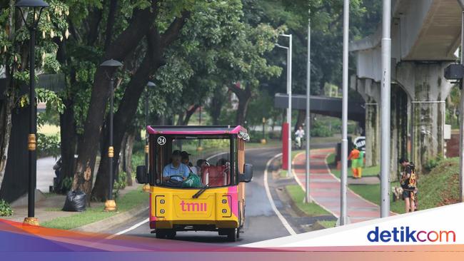 Asyik Juga Keliling Taman Mini Naik Shuttle