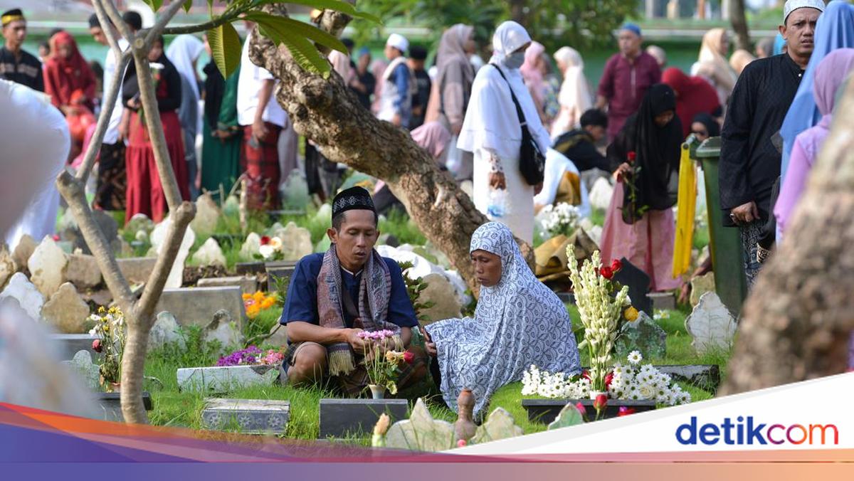 Hukum Wanita Haid Ziarah Kubur hingga Baca Al Fatihah