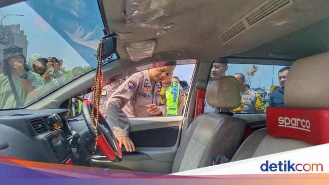 Sadisnya Begal Di Bandung, Tusuk Leher Sopir Taksi Online Pakai Kater