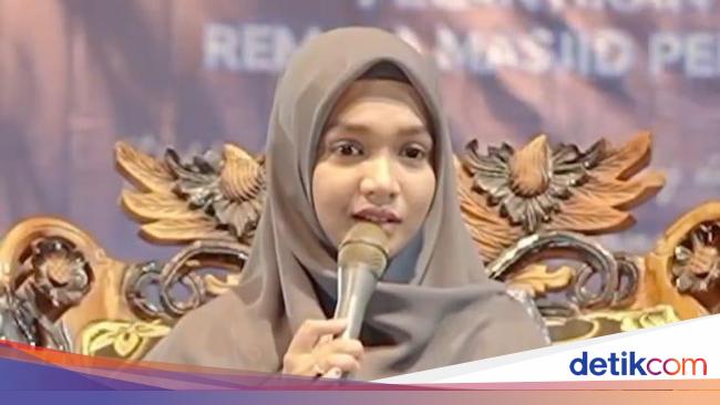 Controversial Female Preacher Criticizes Rhoma Irama in Viral Speech: MUI Responds