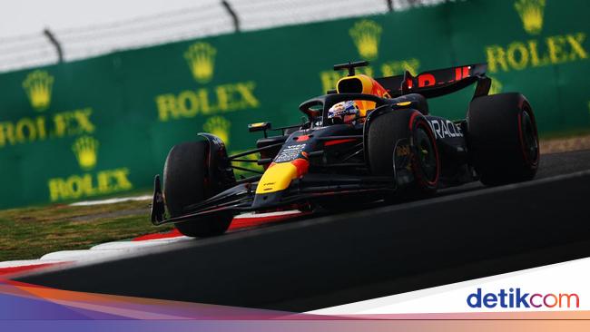 Max Verstappen Takes Pole in F1 GP China Qualifying, Lewis Hamilton Finishes 18th