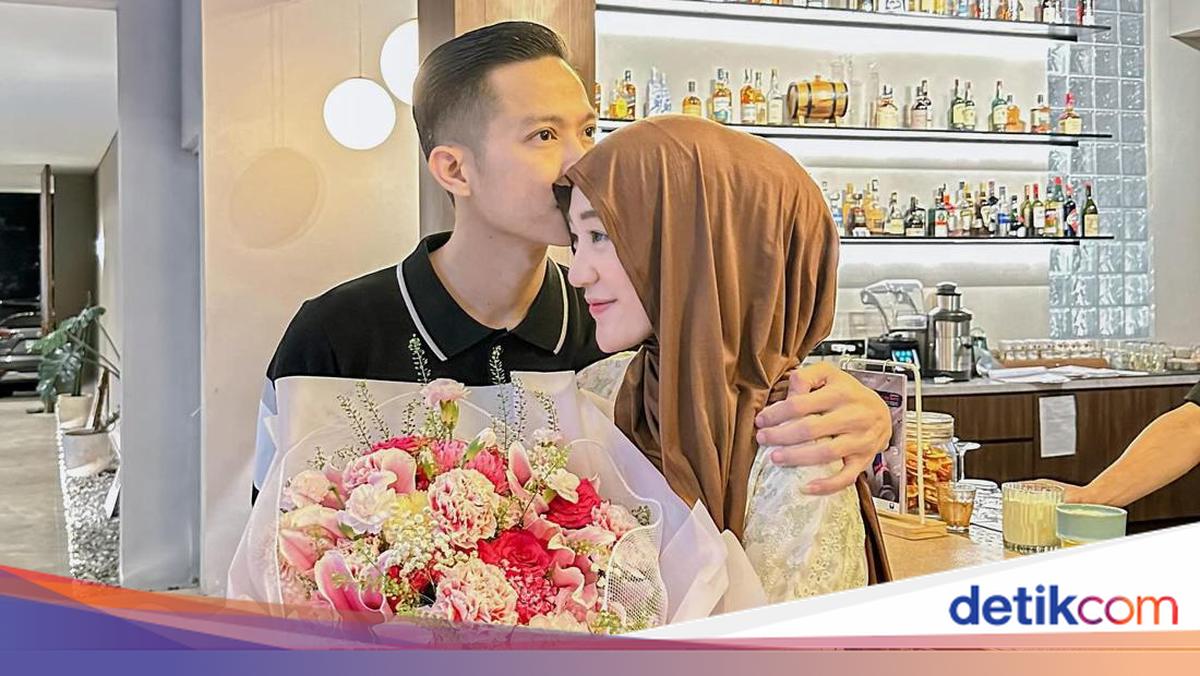 Larissa Chou Files for Divorce from Ikram Rosadi