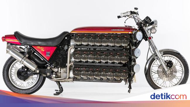 Meet Tinker Toy: The Motorcycle with the Most Cylinders in the World ...