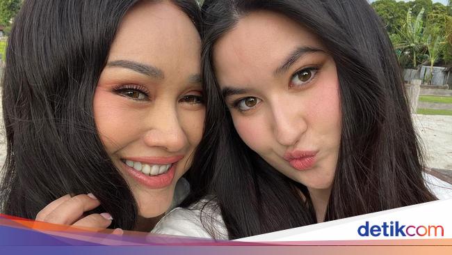 Titi DJ Dukung Pilihan Stephanie Poetri soal Momongan