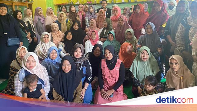 Ibu-ibu Fatayat NU Pasuruan Serukan Damai Usai MK Putuskan Sengketa Pemilu - detikcom