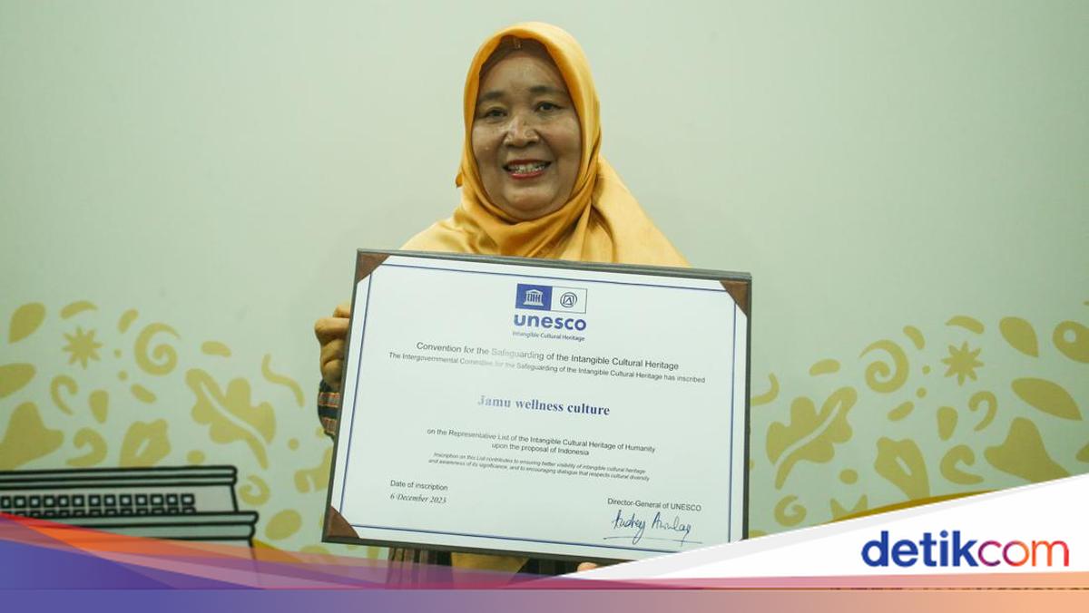 Kisah Lasmi, Usaha Jamu Gendong hingga Raup Omzet Puluhan Juta