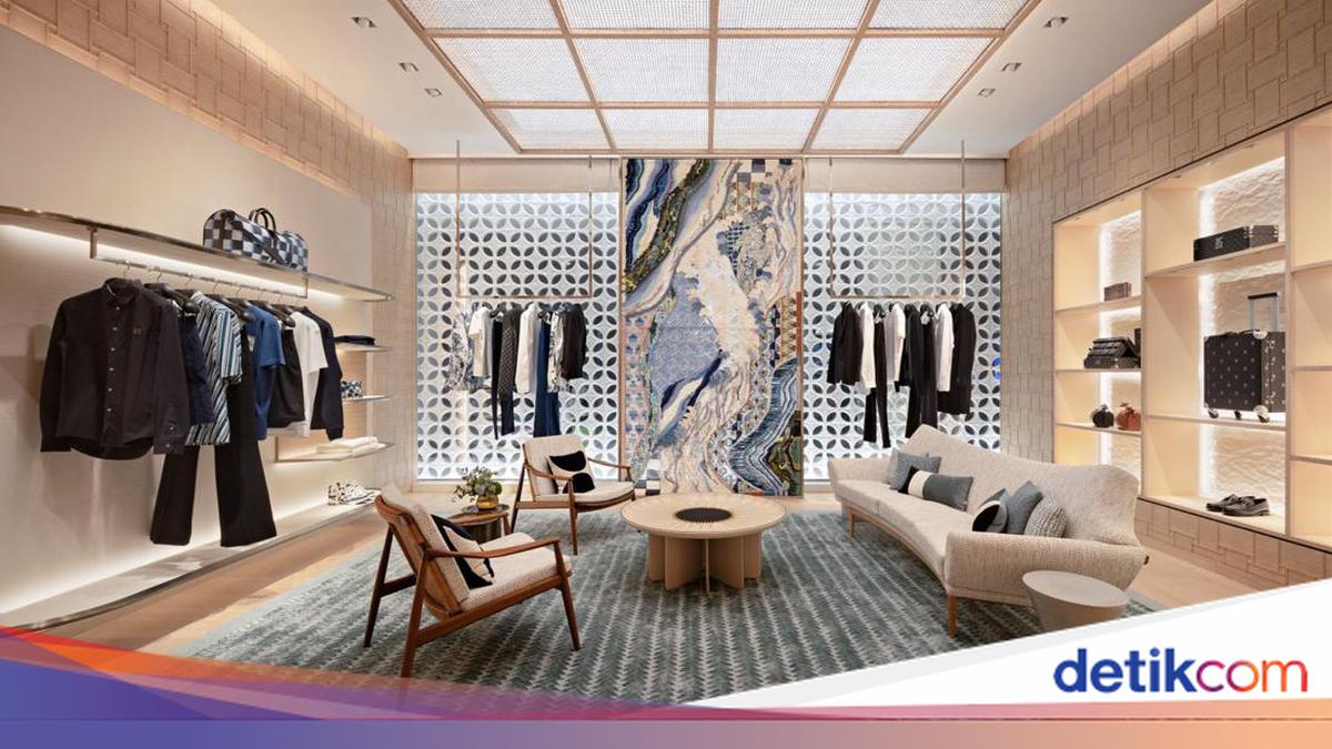 Menjelajahi Indahnya Raja Ampat Hingga Borobudur di Butik Baru Louis ...