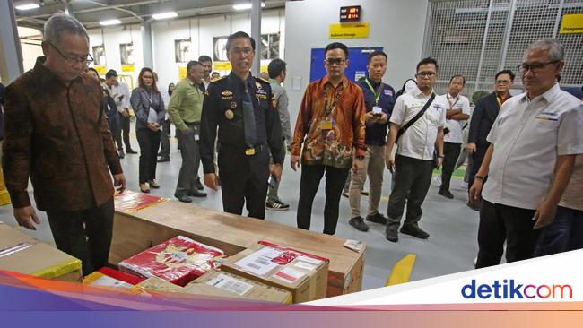 Kado Manis untuk Pekerja Migran