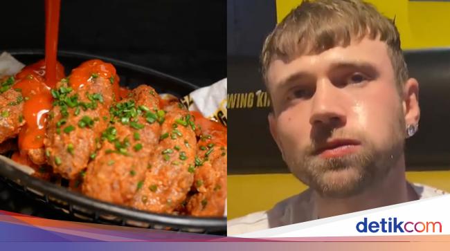 Peserta tantangan makan mie pedas menangis di Kecamatan Pare