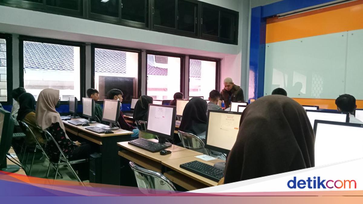 Simak! Aturan Pakaian Peserta UTBK 2026 Beserta Larangannya