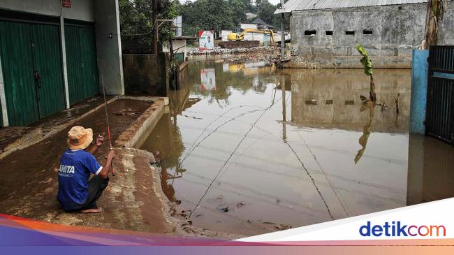 Potret Banjir Di Cipayung Depok Yang Sudah 5 Bulan Tak Kunjung Surut