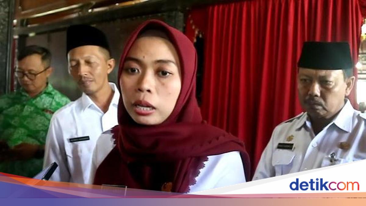 Bupati Eisti'anah Disebut Ambil Formulir Cabup Demak di PDIP