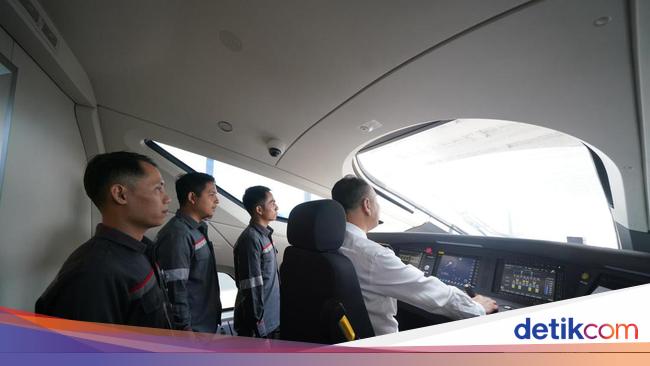 Bukan Lagi Di Simulator Calon Masinis Whoosh Praktik Langsung Di
