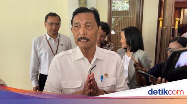 Cerita Luhut di Belakang Istana soal Keputusan Jokowi Larang Ekspor Nikel