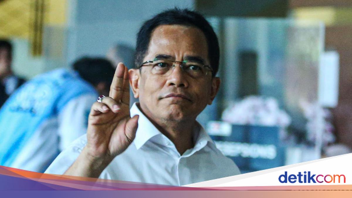 Hakim Perintahkan KPK Setop Penyidikan Sekjen DPR Indra di Kasus Rumdin DPR