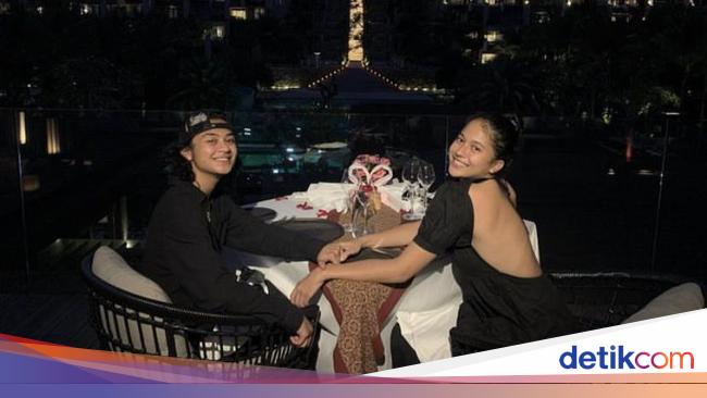 Bastian Steel Kenang Pertemuan Berharga dengan Ayah Sitha Marino