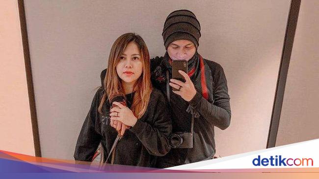 Wina Natalia says her relationship with Anji has improved after the divorce