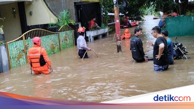 38 RT flooded in Jakarta within the morning, Pejaten East reached 2.6 meters