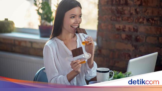 3 Camilan Rendah Kalori Ini Aman untuk Diet, Cek Yuk Apa Aja! 3 Camilan Rendah Kalori Ini Aman untuk Diet, Cek Yuk Apa Aja!