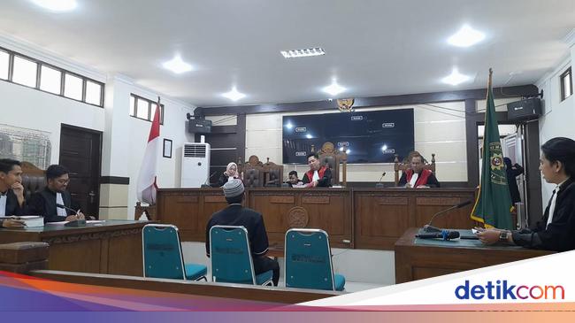 Black Pembunuh Bos Roti Maros Minta Keringanan Usai Dituntut Bui Seumur ...