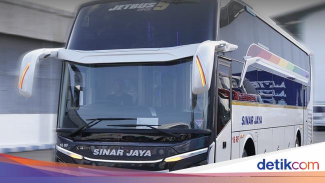 Bus Mania is a should learn!  That is the rationale why the brand new fleet of PO Sinar Jaya makes use of a black ‘face’