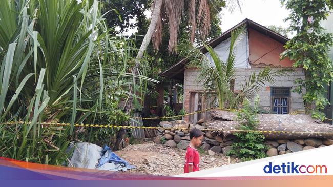 Residents Reveal Determine of Bekasi Boy Killer Wrapped in Bag in 2.5 M Gap