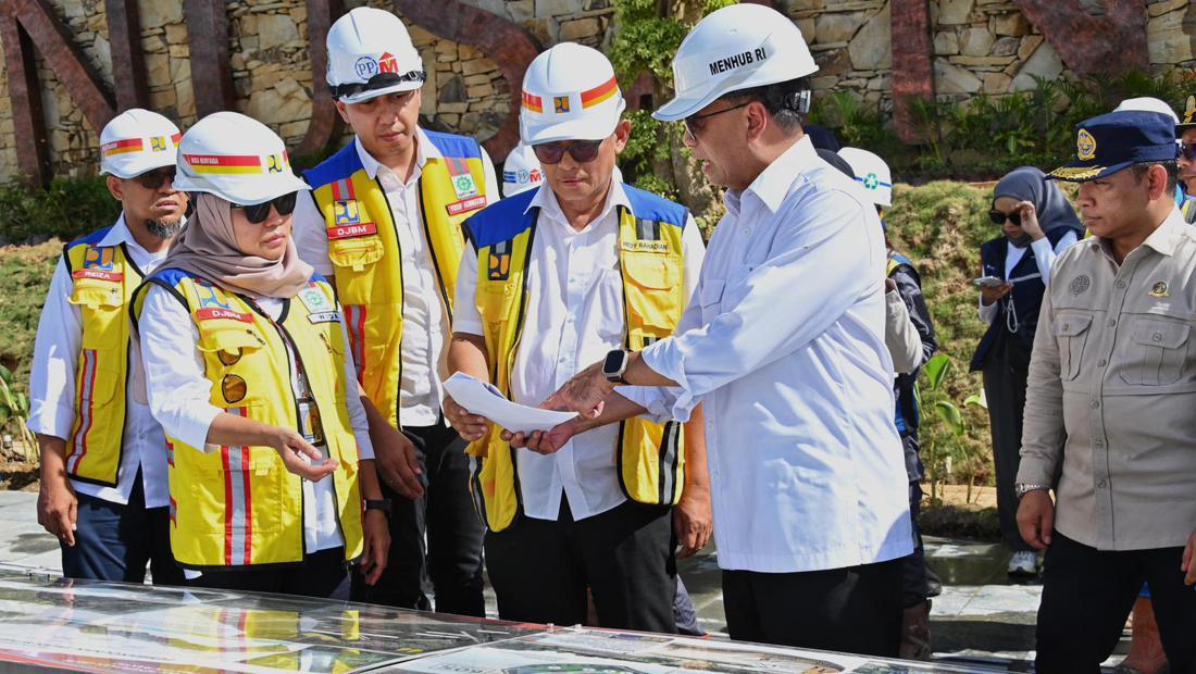 Jalan Rampung, Kereta Otonom Tanpa Rel Uji Coba Di IKN Agustus