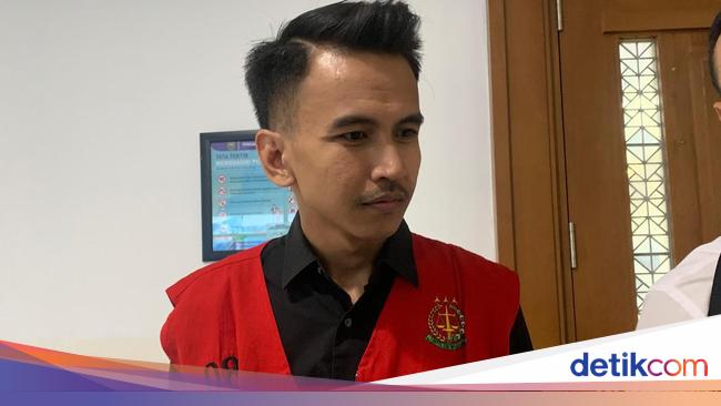 Adam Deni Terima Vonis 6 Bulan Penjara: Biar Cepat Pulang