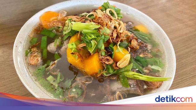 5 Tempat Makan Sop Iga Berempah Cocok untuk Hangatkan Badan