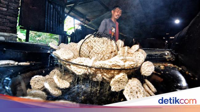 Jadi Bahan Lomba 17 Agustus Populer, Kerupuk Dulunya Makanan Rakyat Kecil