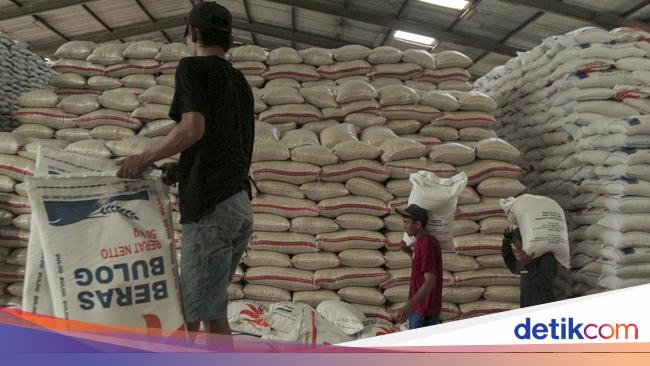 Harga Beras Naik Saat Stok Melimpah