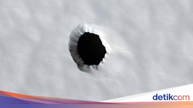 火星に謎の穴がある、本当に宇宙飛行士を放射線から守ることができるのか？