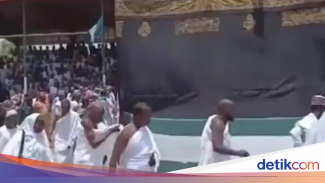 Fascinating reproduction of Kaaba in Nigeria, Netizens of the World are confused