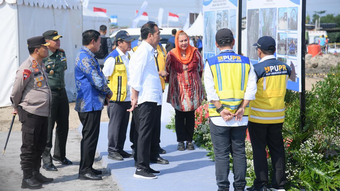 Warga Senang Jokowi Cek Proyek Tanggul Laut Di Tambaklorok Semarang