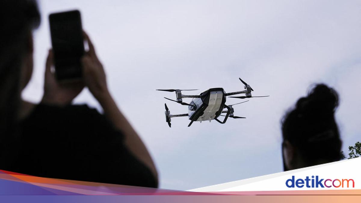 Kapan Mobil Terbang Wara-wiri di Langit Indonesia?