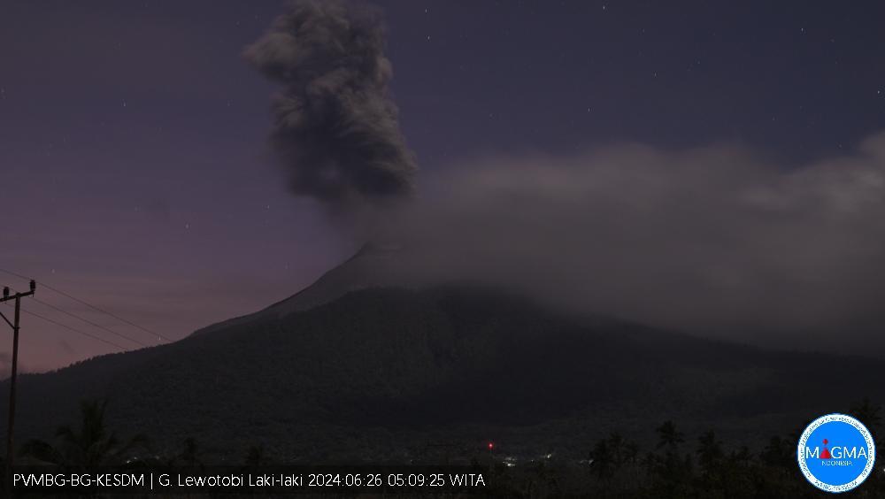 Gunung Lewotobi Erupsi Pagi Ini, Tinggi Kolom Abu Capai 700 Meter