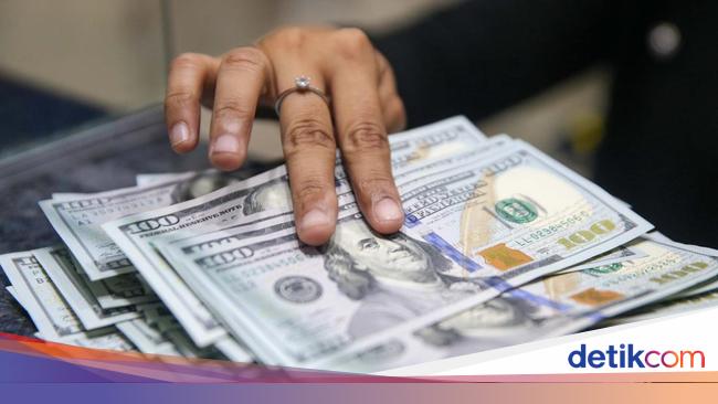 Dolar AS Melempem ke Rp 15.599