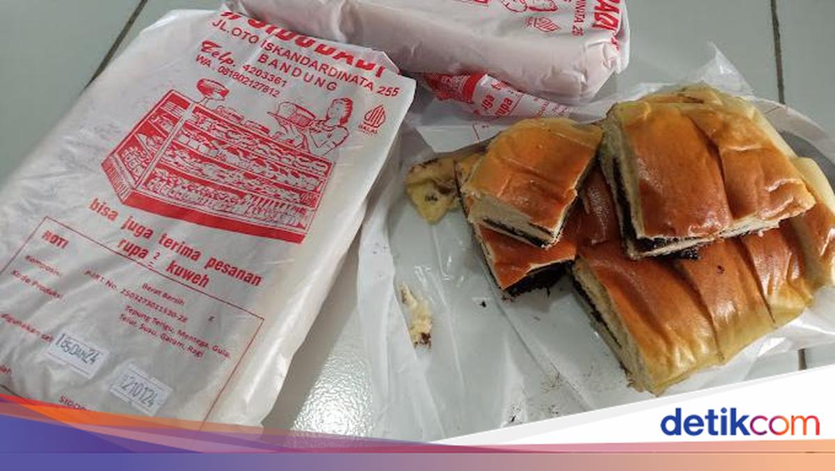 Kulineran di Bandung, Ada 8 Kedai Roti Legendaris yang Wajib Dicoba!